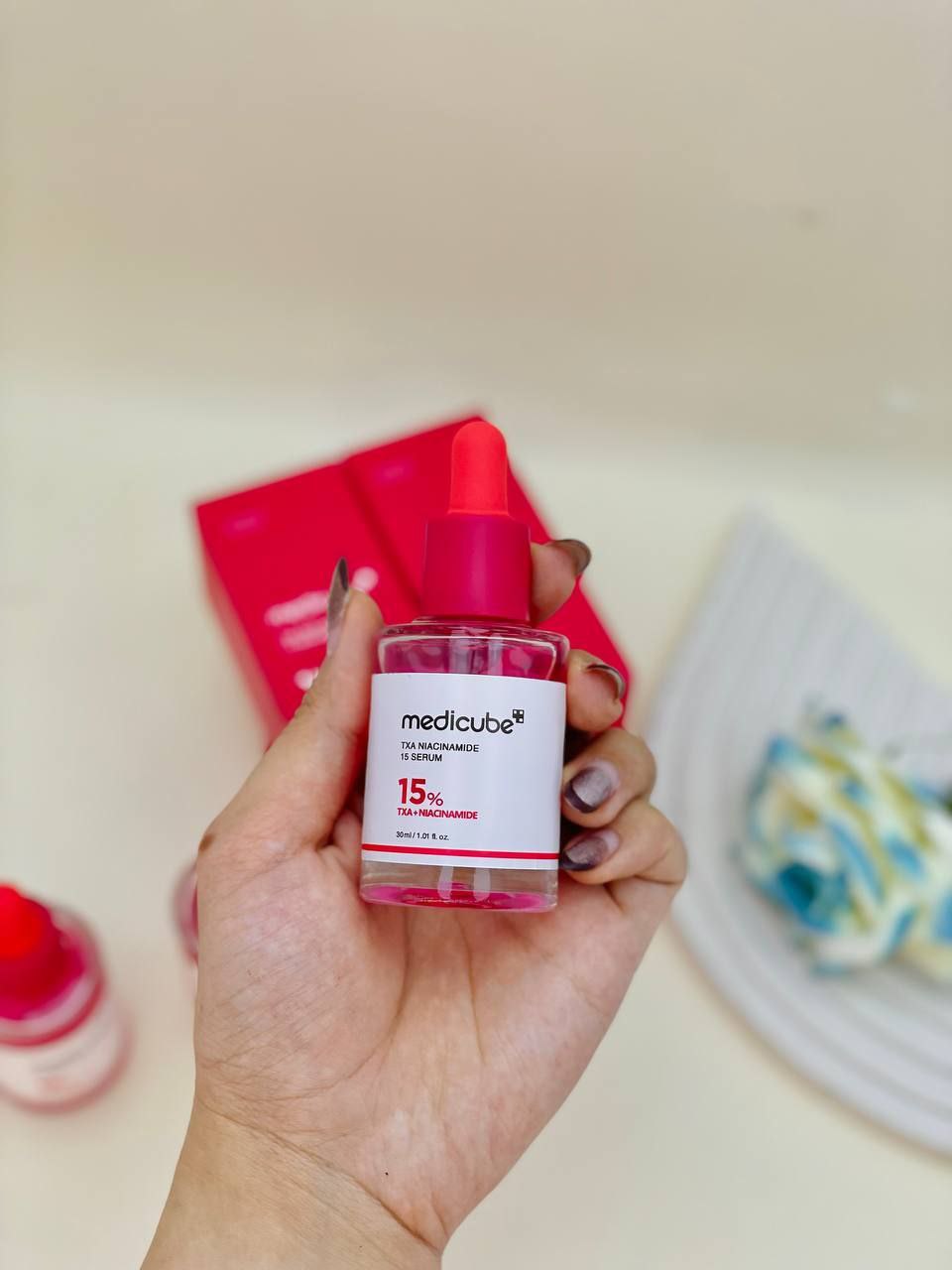 سرم نیاسینامید مدی کیوب صد درصد اورجینال