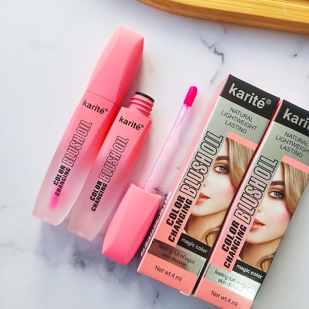 رژگونه جادویی Karité