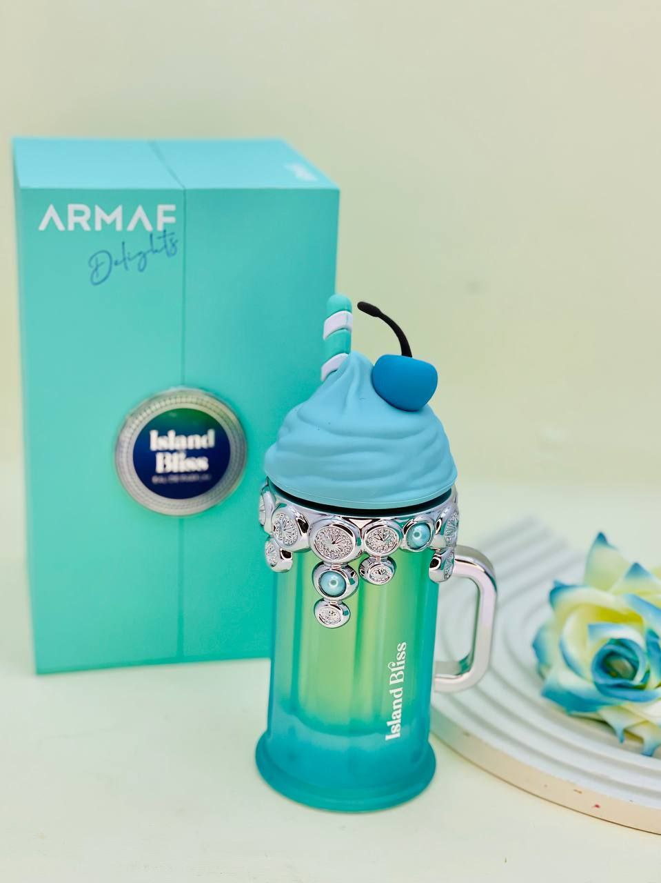 ادکلن ایسلند بلیس