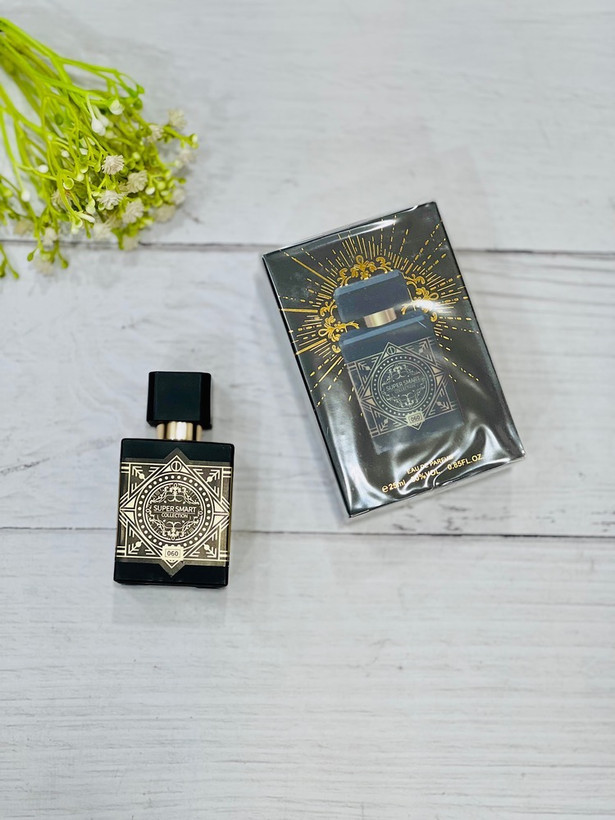ادکلن : Badee Al Oud Black (بدیع العود مشکی)